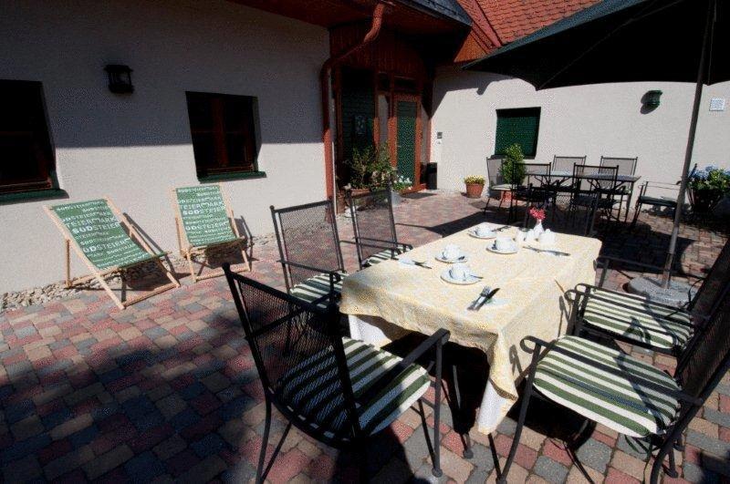 Hotel Garni Winzerhof Hoedl Wagna Ngoại thất bức ảnh